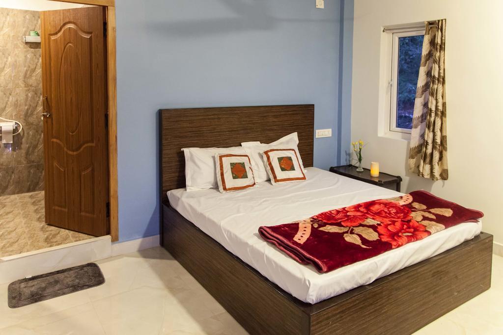 Petra Family Guest House Vālpārai Kamer foto