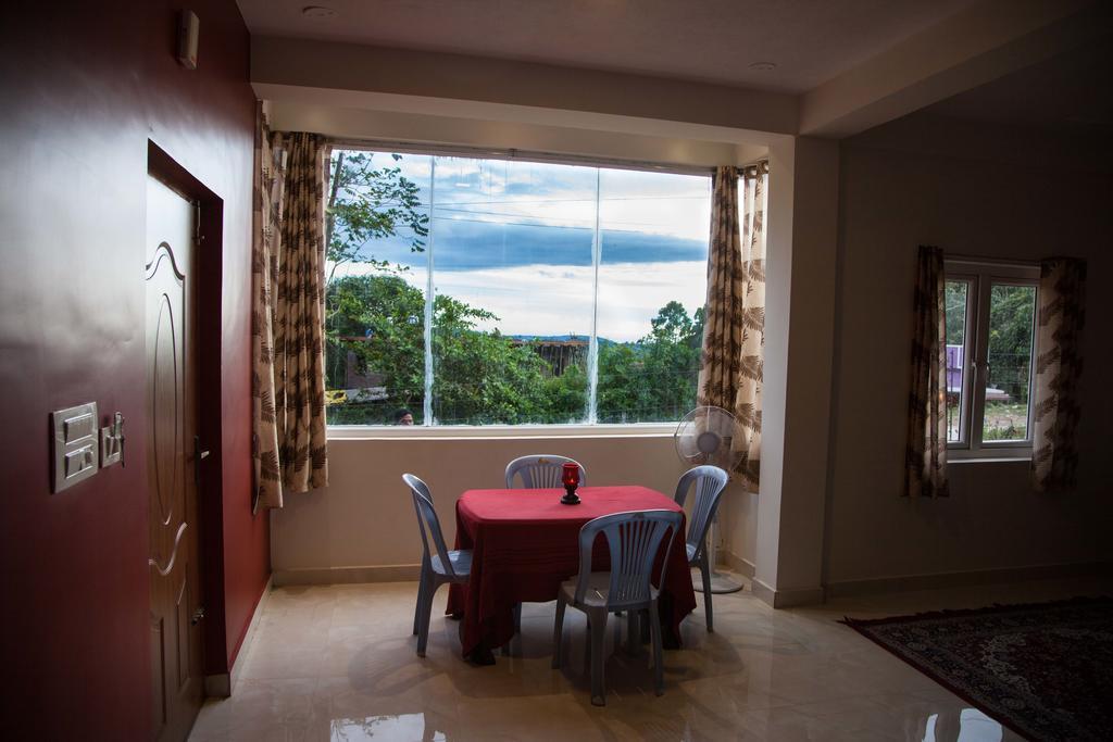 Petra Family Guest House Vālpārai Kamer foto